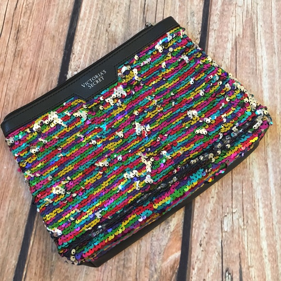 Victoria's Secret Handbags - 🌷5 For $25- Victoria’s Secret Sequin Cosmetic Bag
